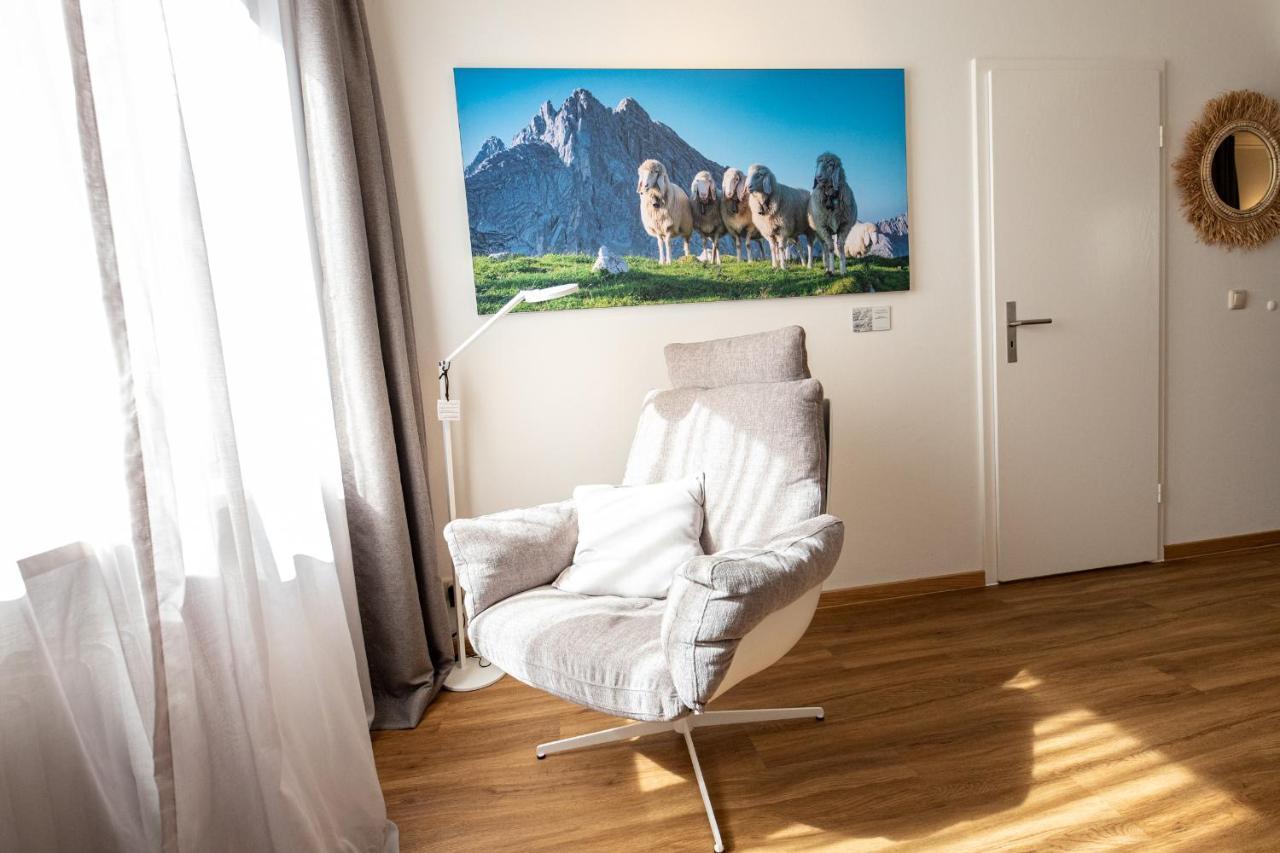 Gluecksgriff Apartment Garmisch-Partenkirchen Ngoại thất bức ảnh