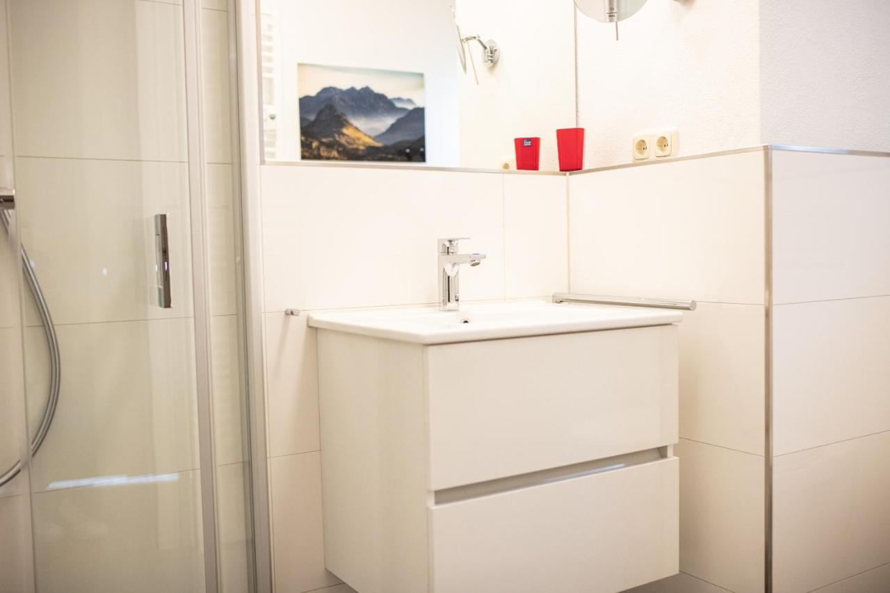 Gluecksgriff Apartment Garmisch-Partenkirchen Ngoại thất bức ảnh